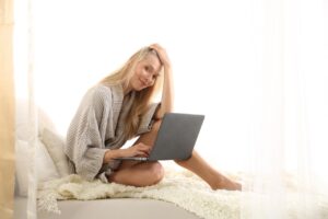 医療脱毛はいつから効果が現れるのか？